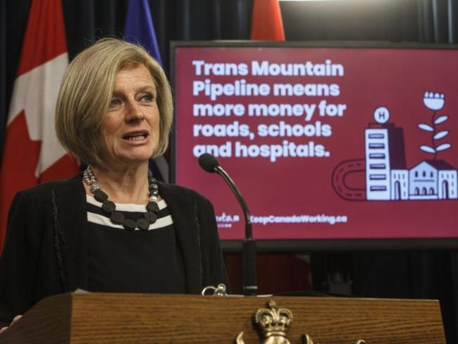 Alberta Premier Rachel Notley unveils an ad they will be running in B.C. about the pipeline expansion in Edmonton, Alta., on Thursday, May 10, 2018.	JASON FRANSON / THE CANADIAN PRESS