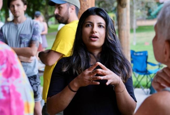 Anjali Appadurai meets with supporters in Lakeside Park, Nelson, BC, August 30, 2022. Photo by Bill Metcalfe.