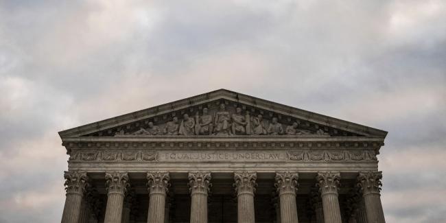 The U.S. Supreme Court in Washington, D.C., on Dec. 10, 2021. Photo: Graeme Sloan/Sipa via AP