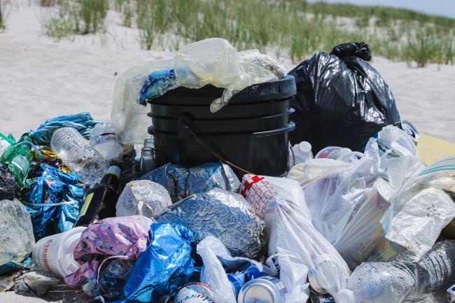 Plastic trash - Photo by Brian Yurasits on Unsplash