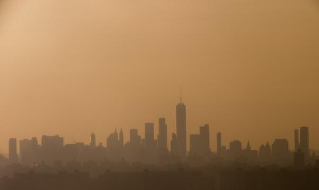 The skyline of Manhattan at sunset in New York, May 23, 2018. Photo: Saul Loeb/AFP/Getty Images