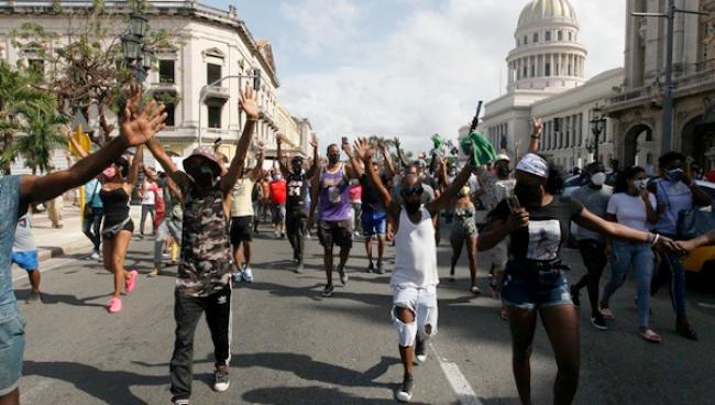 Young demonstrators in Havana.