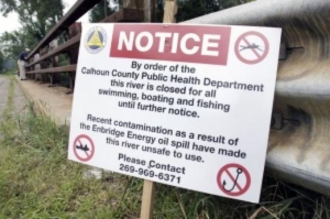 Kalamazoo River Closed Sign