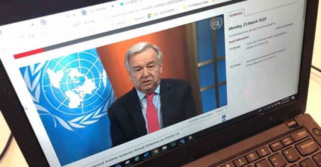 UN News/Daniel Dickinson The UN Secretary-General António Guterres appeals for a global  ceasefire in a virtual press conference broadcast on UN Web TV. 