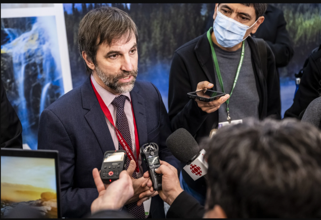 Environment and Climate Change Minister Steven Guilbeault speaks to reporters during COP15 in Montreal. Photo via UN Biodiversity/Flickr (CC BY 2.0)