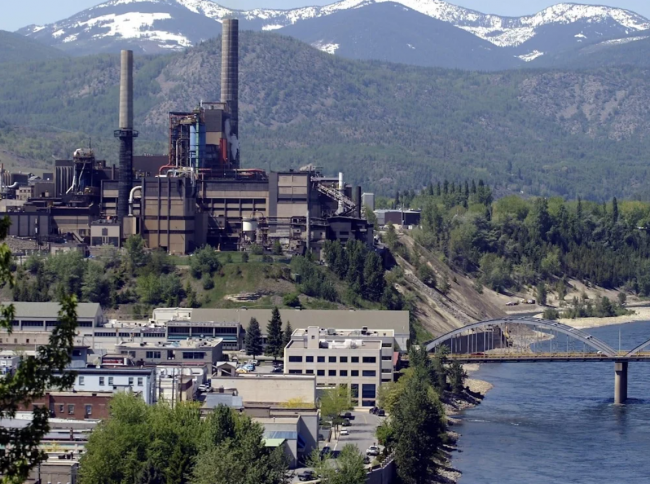 Trail’s large aluminum smelter is one of many BC factories and resource operations with licences to use major quantities of water. Photo by Jeff Bassett, the Canadian Press.