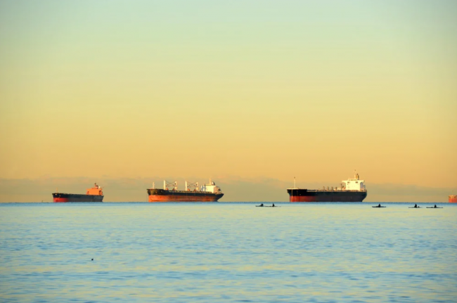 The MOU between Alberta Premier Danielle Smith and Prime Minister Mark Carney includes support for a northern pipeline and a Trans Mountain expansion. Photo via Shutterstock.