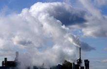 File photo of air pollution in Toronto at a manufacturing complex. United Nations Photo / Kibae Park