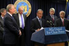 New York Attorney General Eric Schneiderman and a coalition of attorneys general, supported by former Vice President Al Gore, vowed on March 29, 2016, to hold fossil fuel companies accountable if their words and deeds on climate change had crossed into illegality. Credit: David Sassoon/InsideClimate News