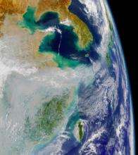 Satellite photo shows huge air pollution clouds 