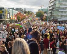 Vancouver’s Sept. 27 climate strike in 2019 — a great demonstration of what can happen when people organize and act collectively. Photo by Amy Romer.