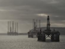 Oil platforms in the North Sea. Credit: joiseyshowaa (CC BY-SA 2.0)