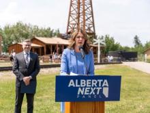 Alberta Premier Danielle Smith told a Canadian conservative conference she met with the right-wing think tank behind Project 2025 shortly after the 2024 US election. Photo via Alberta government.