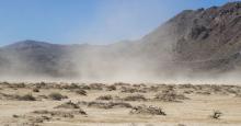 A dust storm moves across Lucerne Valley, Calif., on Feb. 25. (Photo: Los Angeles Times)