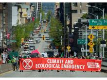 Extinction Rebellion, a global environmental movement, occupies the Granville Bridge in Vancouver, BC, May 2, 2021. PHOTO BY ARLEN REDEKOP /PNG