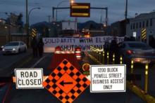activists shut down port of Vancouver in solidarity with Elsipogtog people