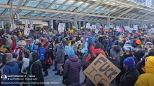 Minneapolis–Saint Paul International Airport Shut Down Crowd