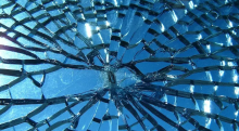 Shattered glass by Jef Poskanzer CC 2.0/wikimedia commons