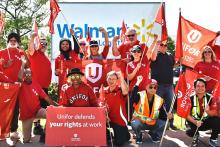 Photo via Unifor on Twitter.